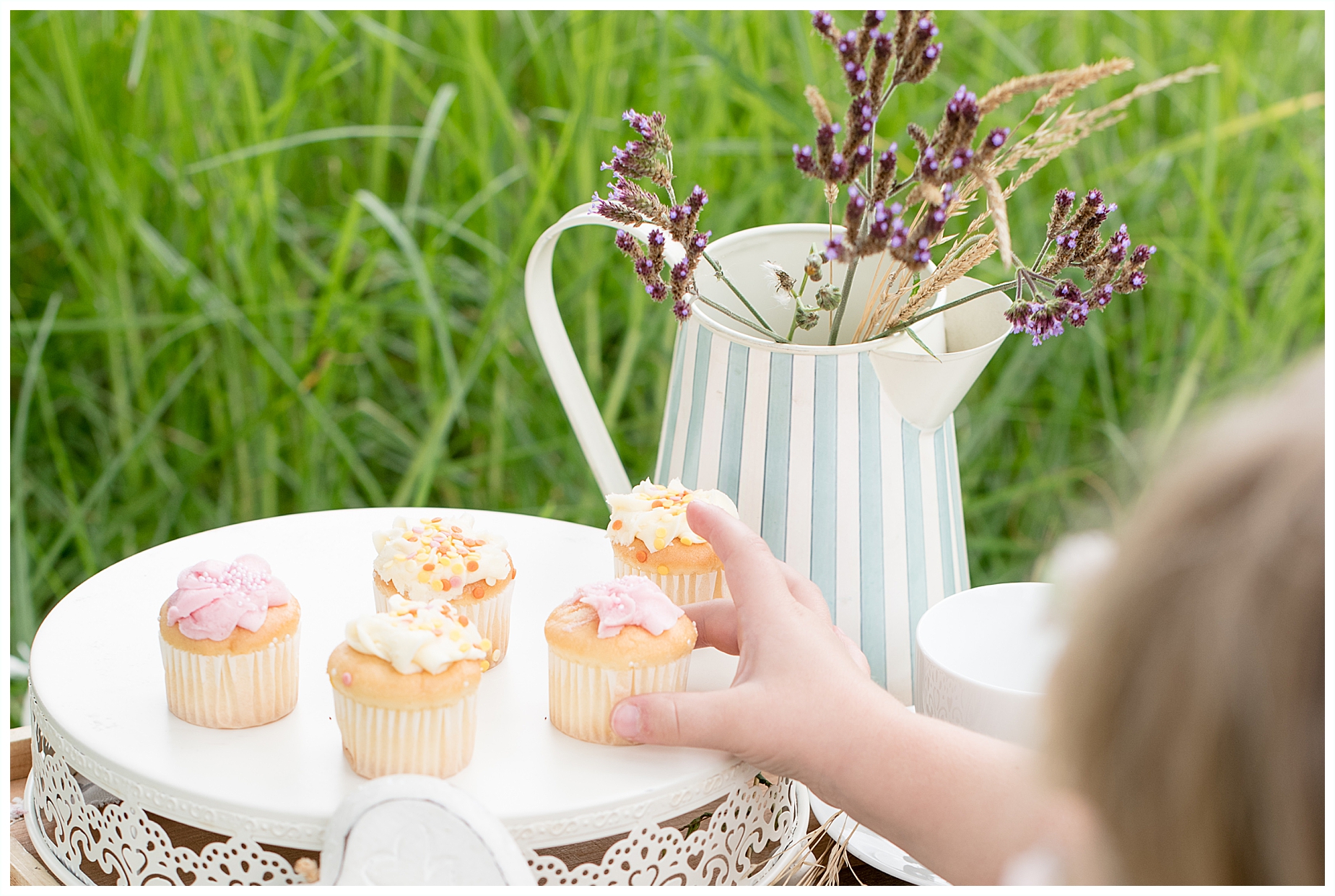 little girls styled lifestyle shoot cupcakes