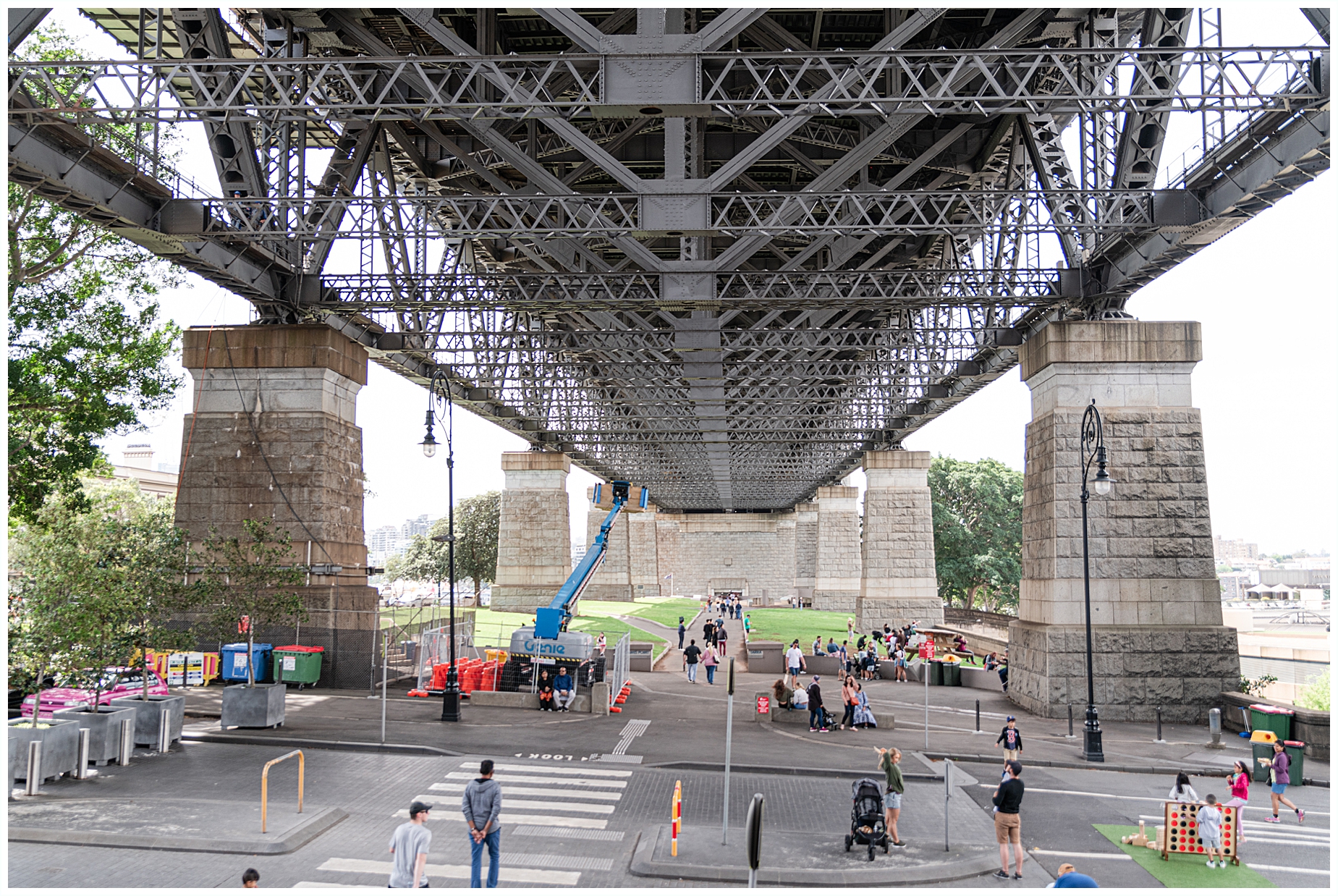 Travelling-Thursday-Sydney-harbour-bridge-underside-view