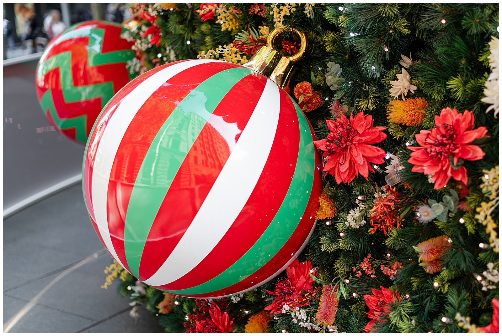 Red-and-green-Christmas-bauble